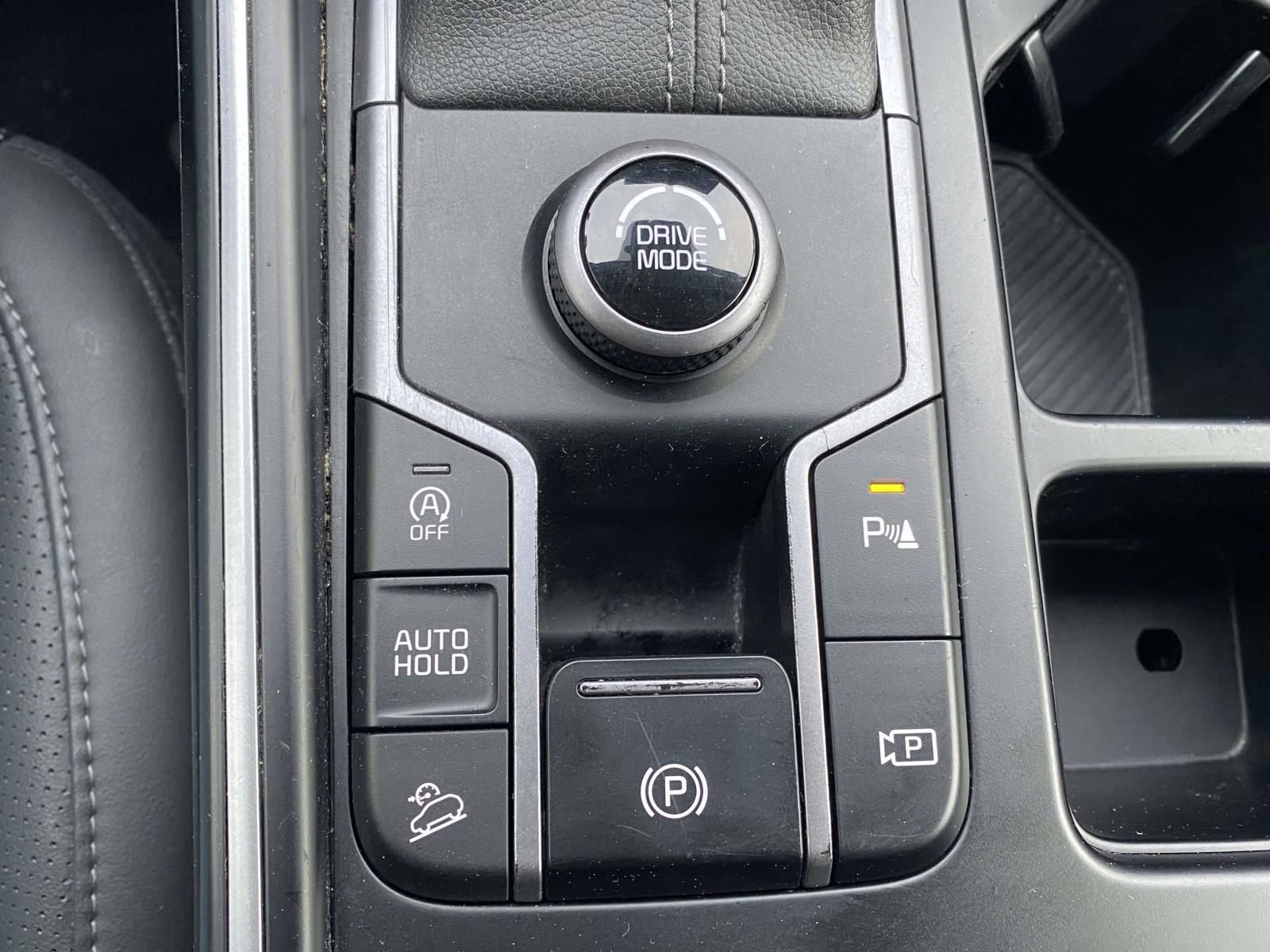 Used 2024 Kia Sorento S FWD image 31
