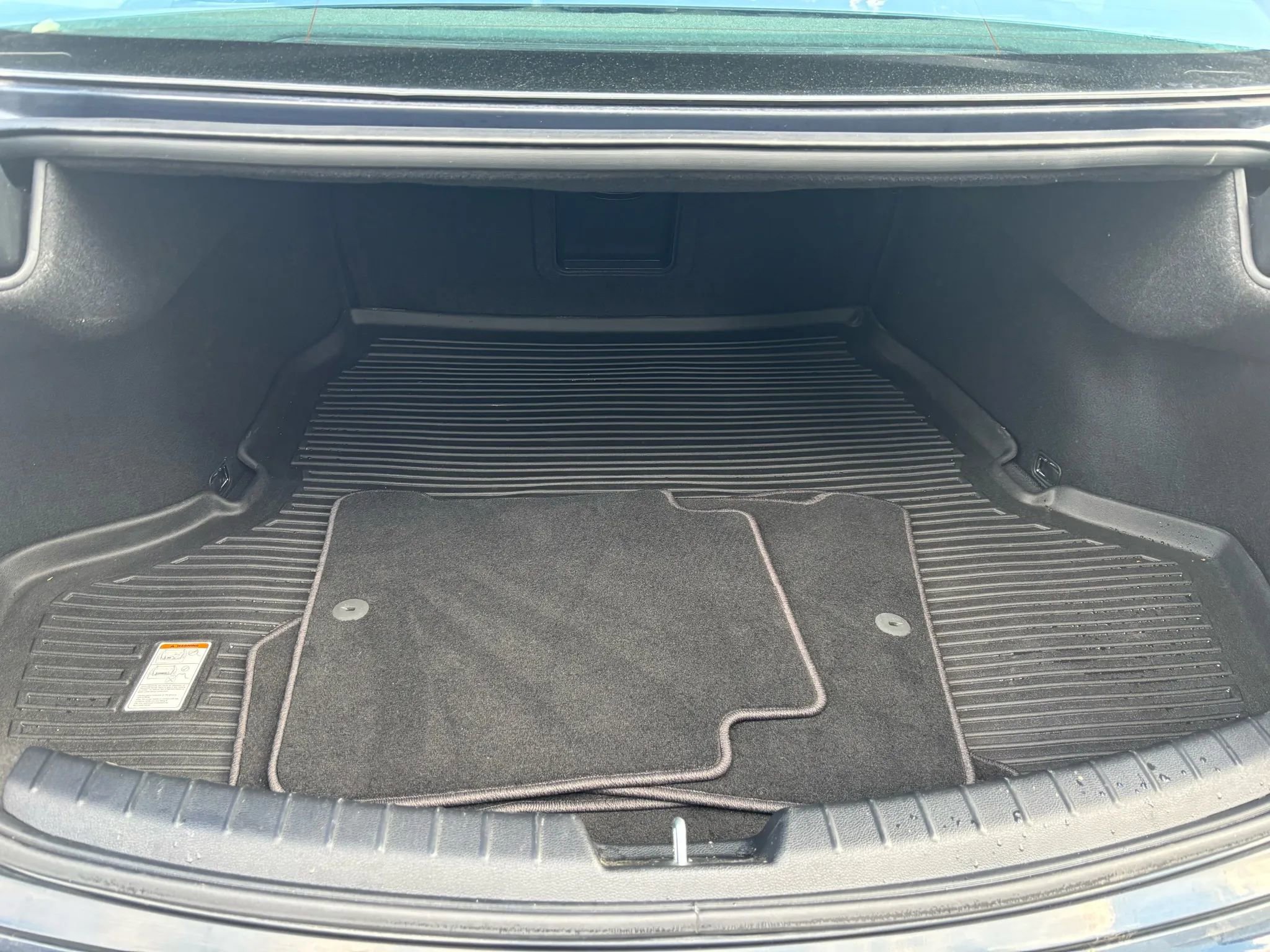 Used 2018 Kia Cadenza Premium image 13