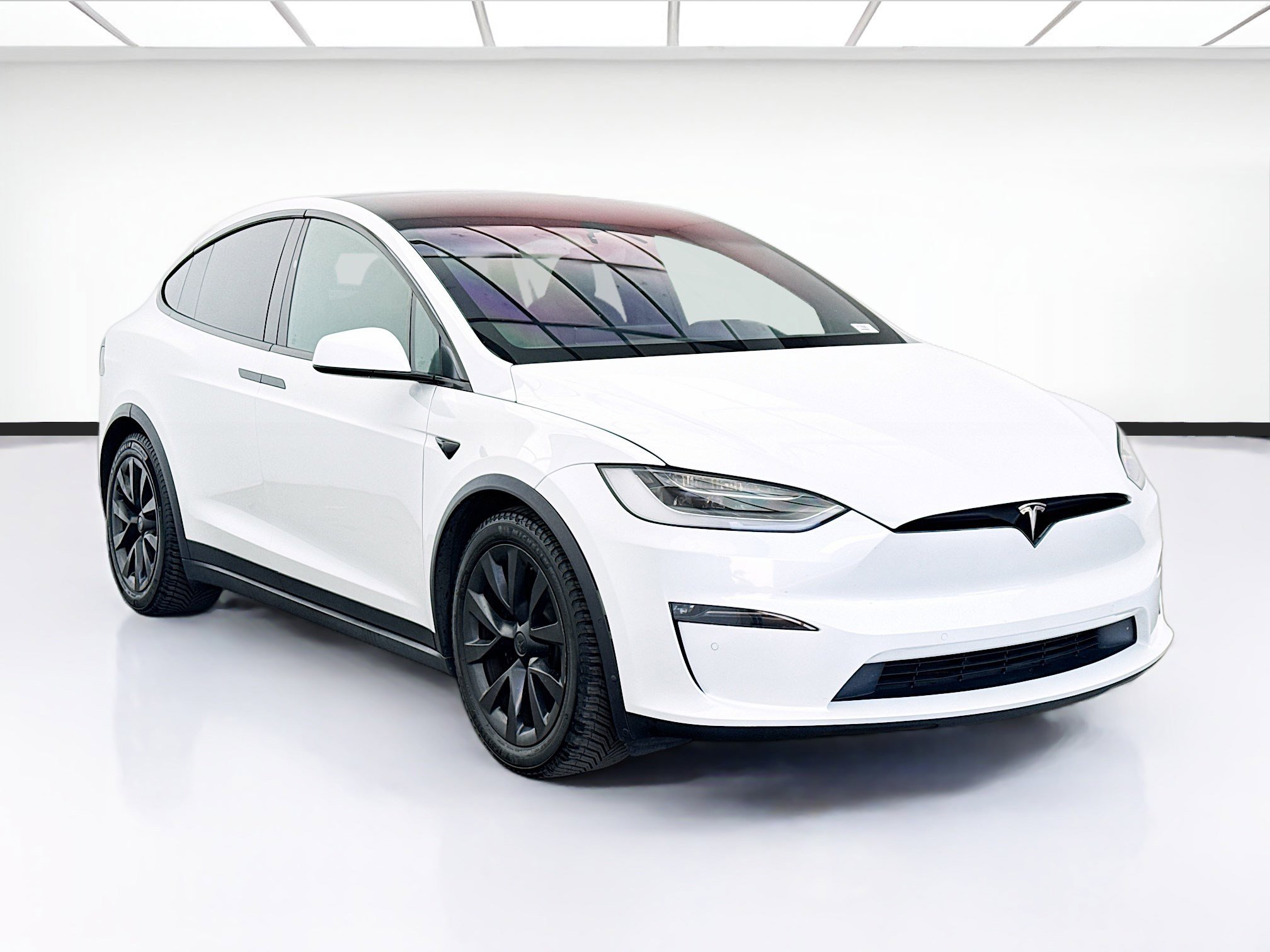 Used 2022 Tesla Model X AWD/4WD image 3