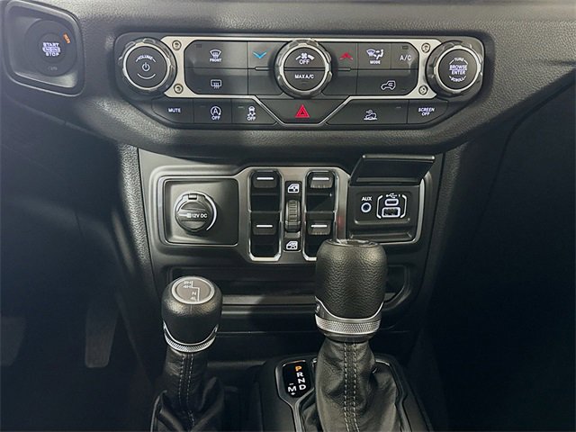 Used 2025 Jeep Wrangler Sport image 25