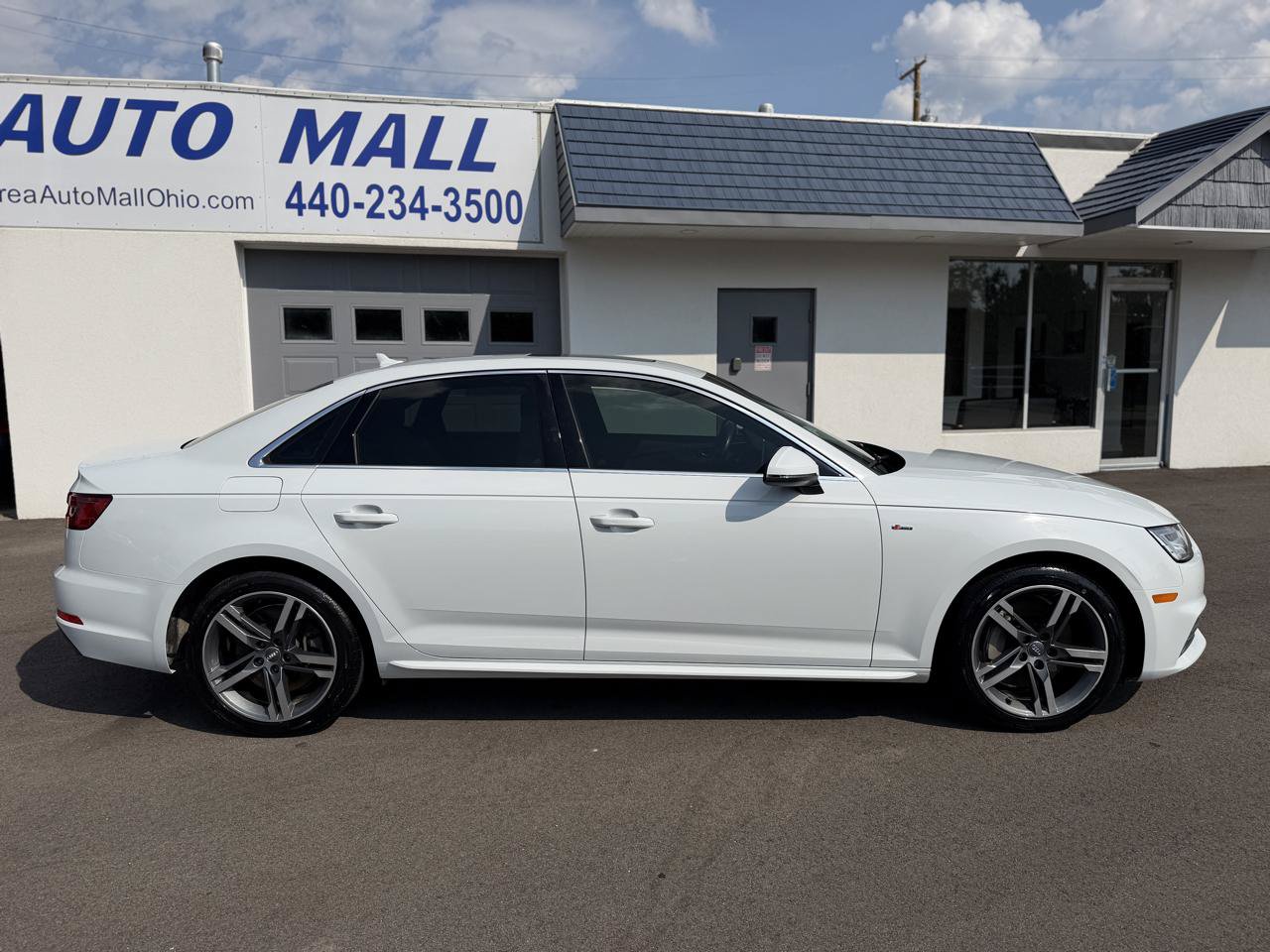 Used 2017 Audi A4 2.0T Premium Plus w/ Premium Plus Package AWD/4WD image 7