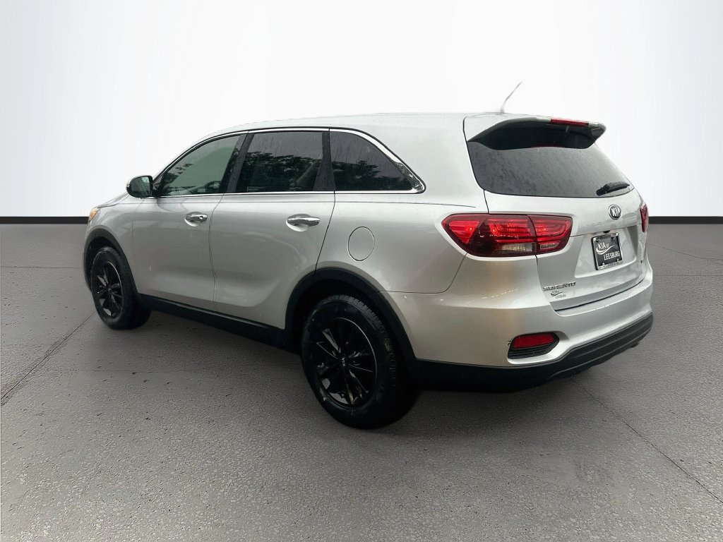 Used 2019 Kia Sorento FWD image 5