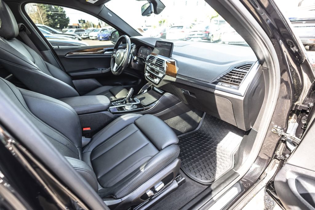 Used 2021 BMW X4 xDrive30i AWD/4WD image 27