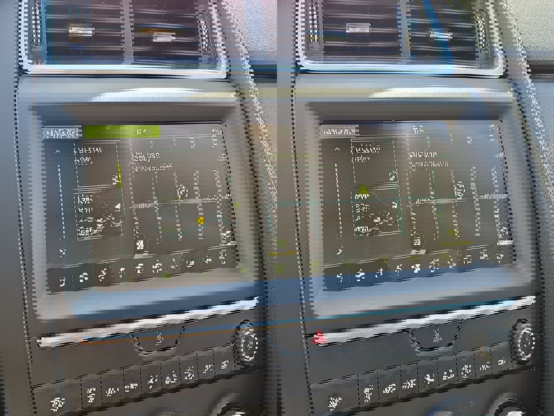 Used 2020 Jaguar E-PACE SE image 19