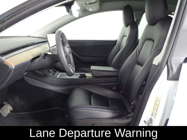 Used 2022 Tesla Model Y Long Range image 11