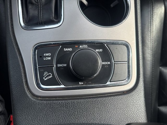 Used 2022 Jeep Grand Cherokee Limited image 21