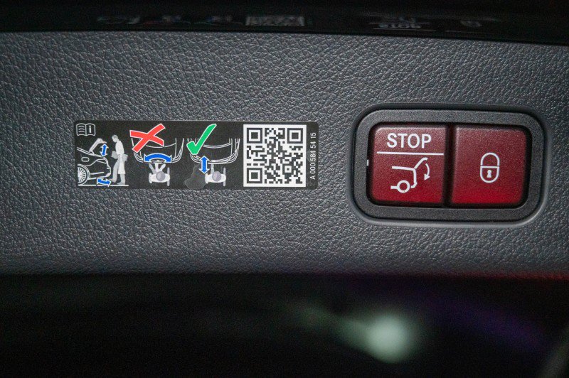 Certified 2026 Mercedes-Benz GLC 300 4MATIC image 38