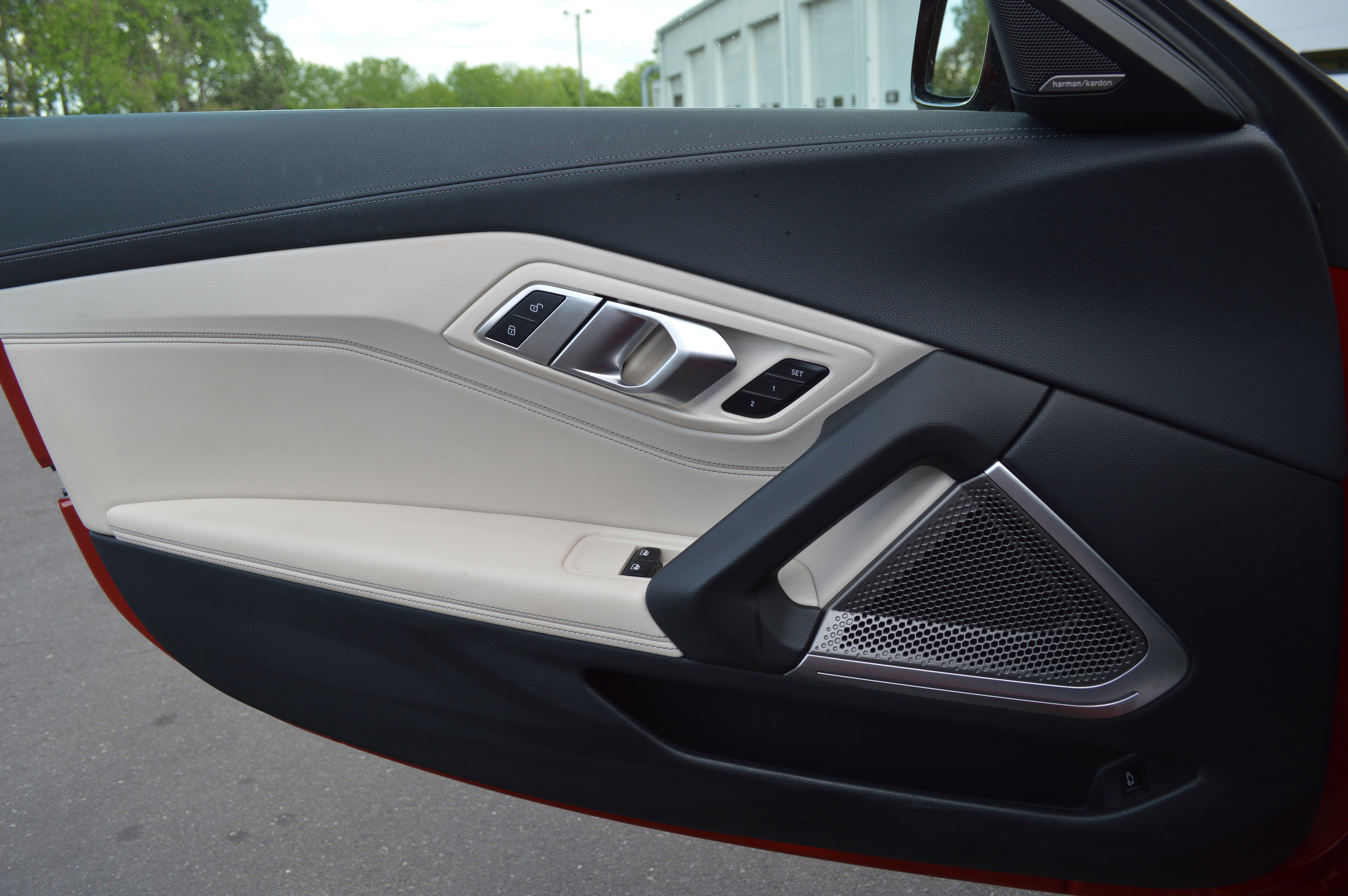 Used 2022 BMW Z4 sDrive30i w/ Premium Package image 21