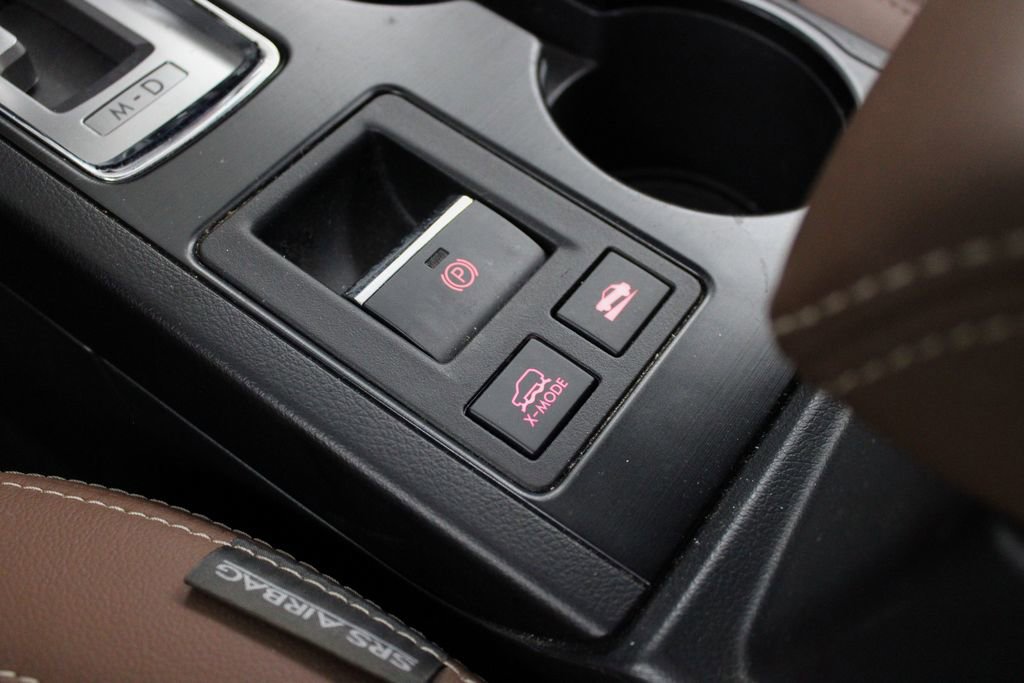 Used 2017 Subaru Outback 3.6R Touring w/ Popular Package #5A image 38