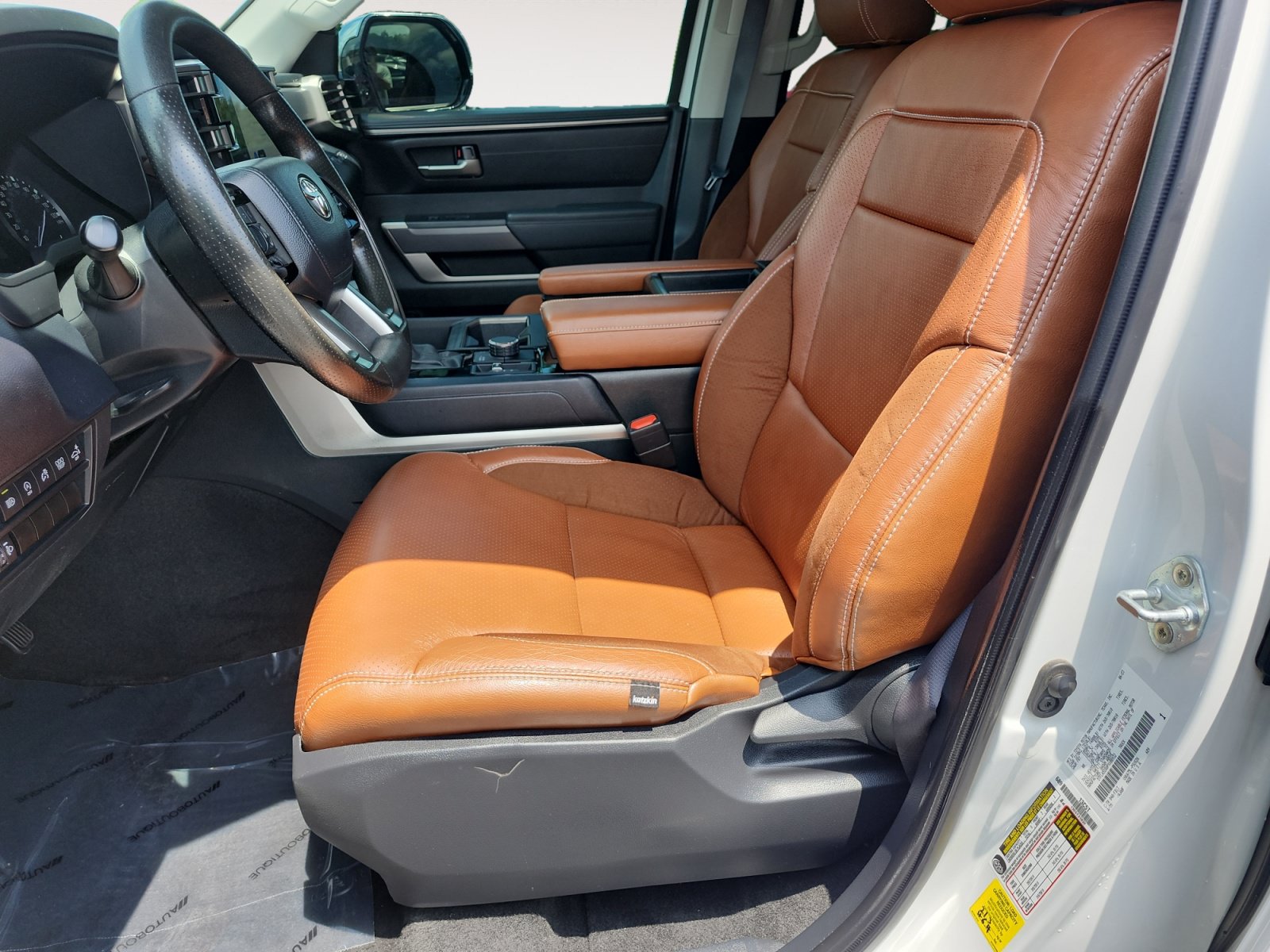 Used 2023 Toyota Tundra SR5 w/ SR5 Convenience Package AWD/4WD image 10