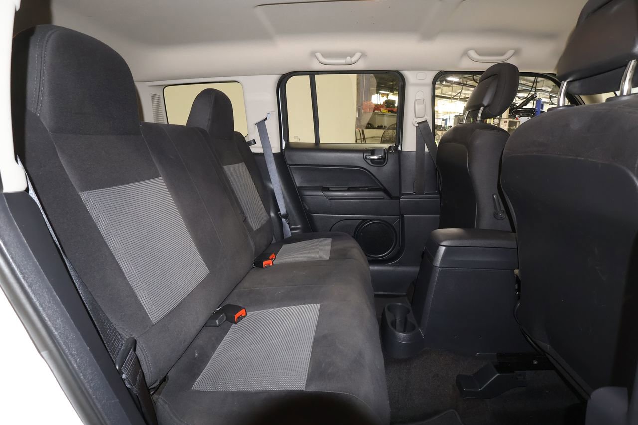 Used 2015 Jeep Patriot Sport w/ Power Value Group FWD image 16