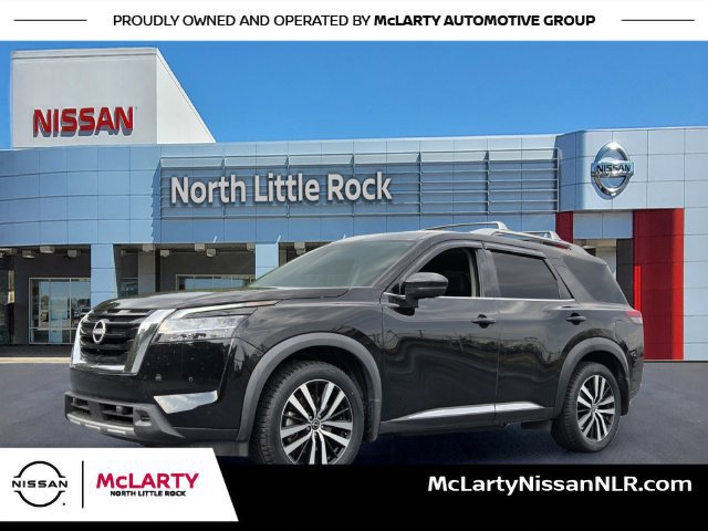 Used 2024 Nissan Pathfinder Platinum w/ Lighting Package (N92)