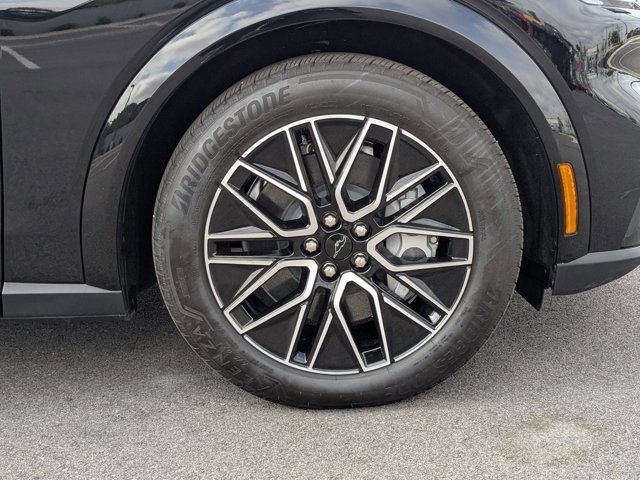 Used 2025 Ford Mustang Mach-E Premium image 24