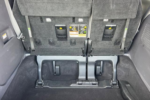 Certified 2022 Toyota Sienna LE image 17