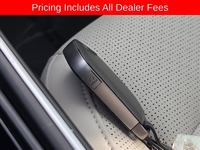 Certified 2025 Kia Sorento S w/ Panoramic Sunroof Package FWD image 25
