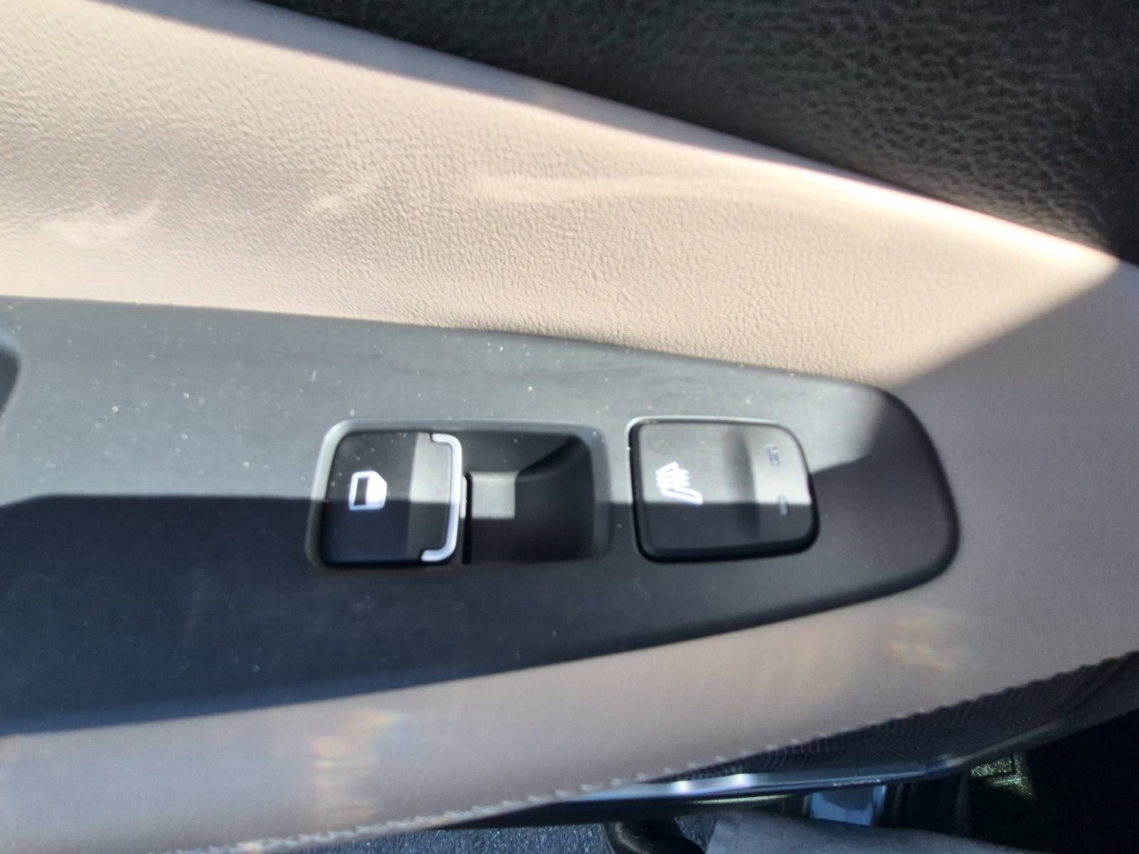 Used 2019 Hyundai Santa Fe AWD image 36