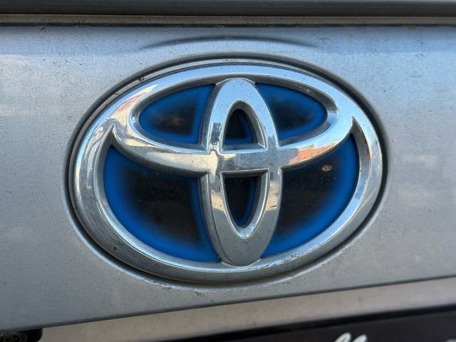 Used 2019 Toyota RAV4 XLE image 10