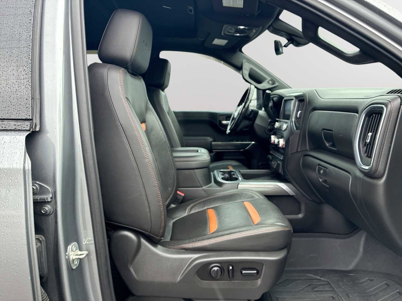 Certified 2020 GMC Sierra 1500 AT4 w/ AT4 Premium Package image 29