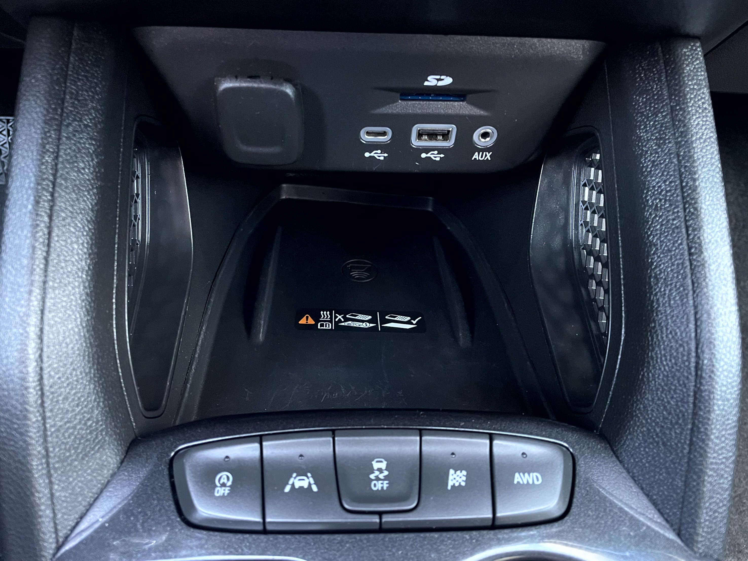 Used 2021 Chevrolet TrailBlazer ACTIV w/ Sun and Liftgate Package AWD/4WD image 19