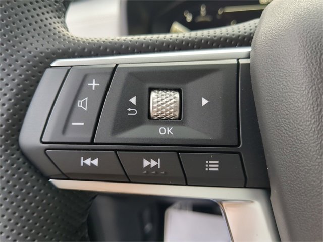 New 2025 Mitsubishi Outlander AWD image 33