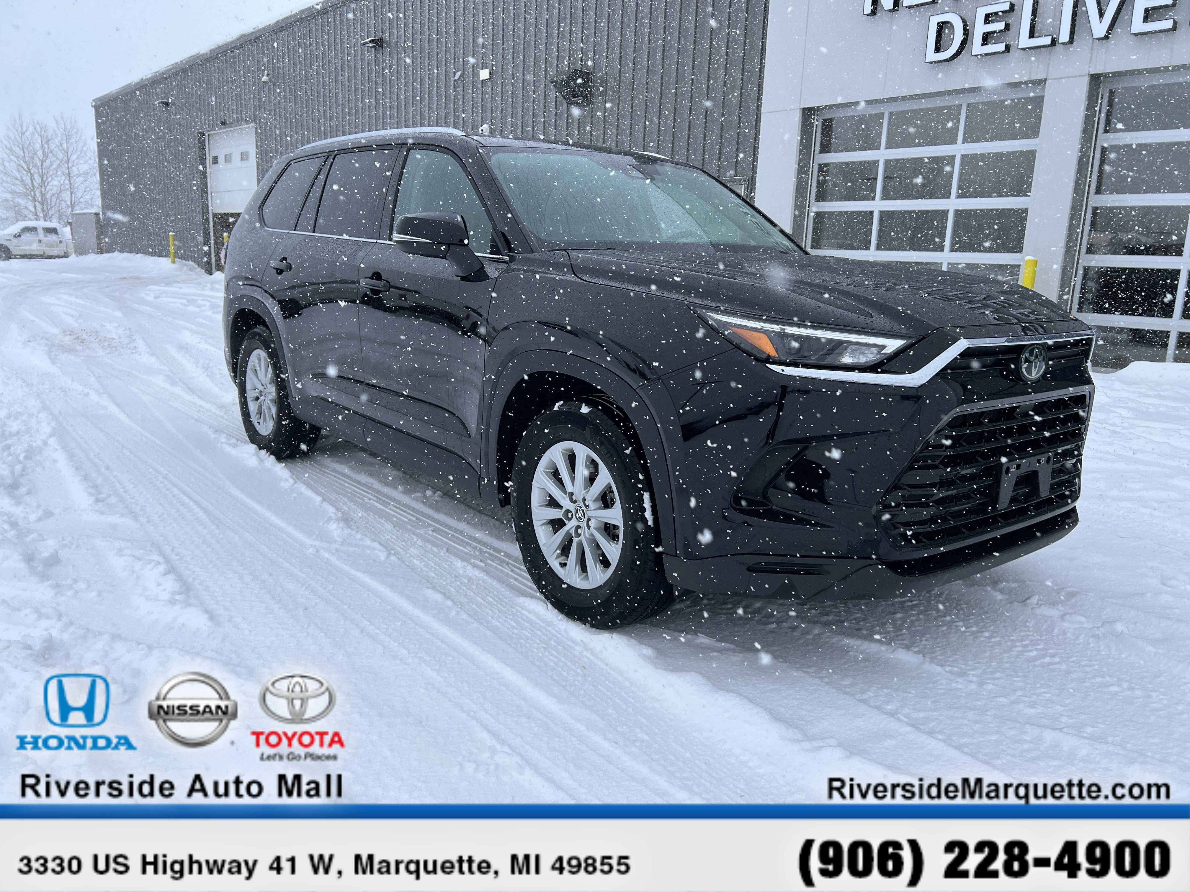 Used 2025 Toyota Grand Highlander AWD video 1