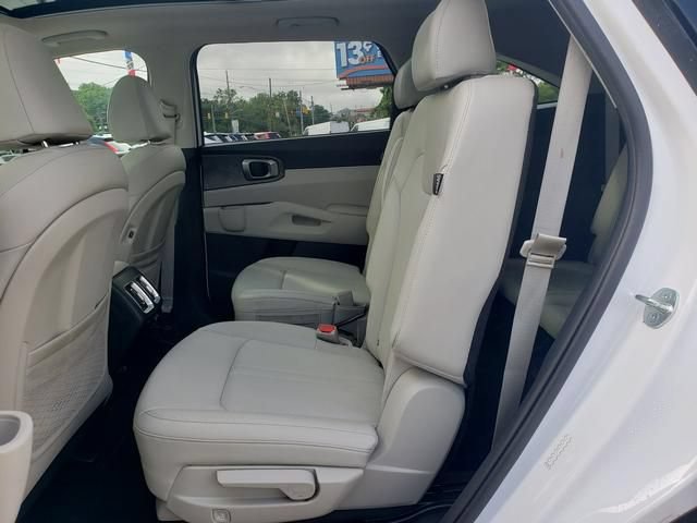 Used 2024 Kia Sorento X-Line EX AWD/4WD image 13