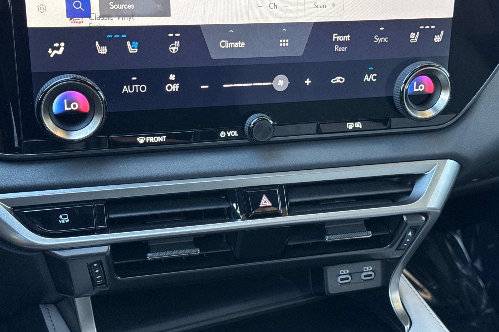 Certified 2023 Lexus RX 350 Premium Plus w/ Cold Area Package FWD image 24