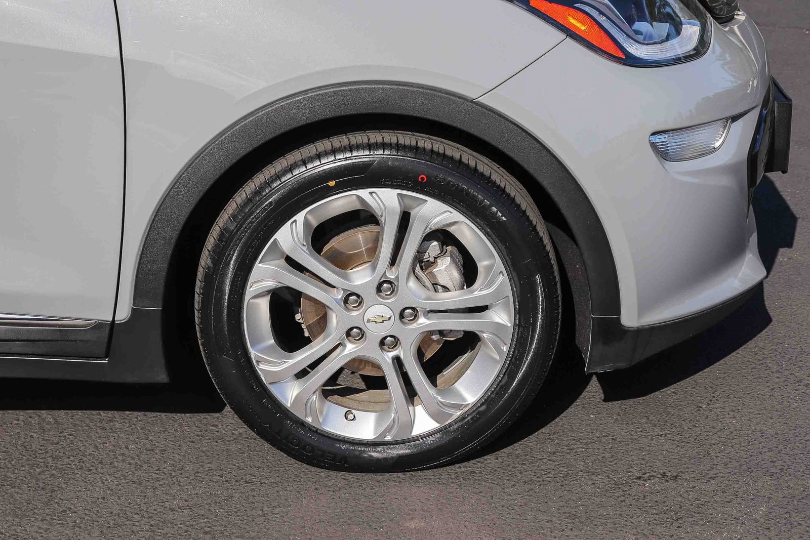 Used 2021 Chevrolet Bolt LT FWD image 11