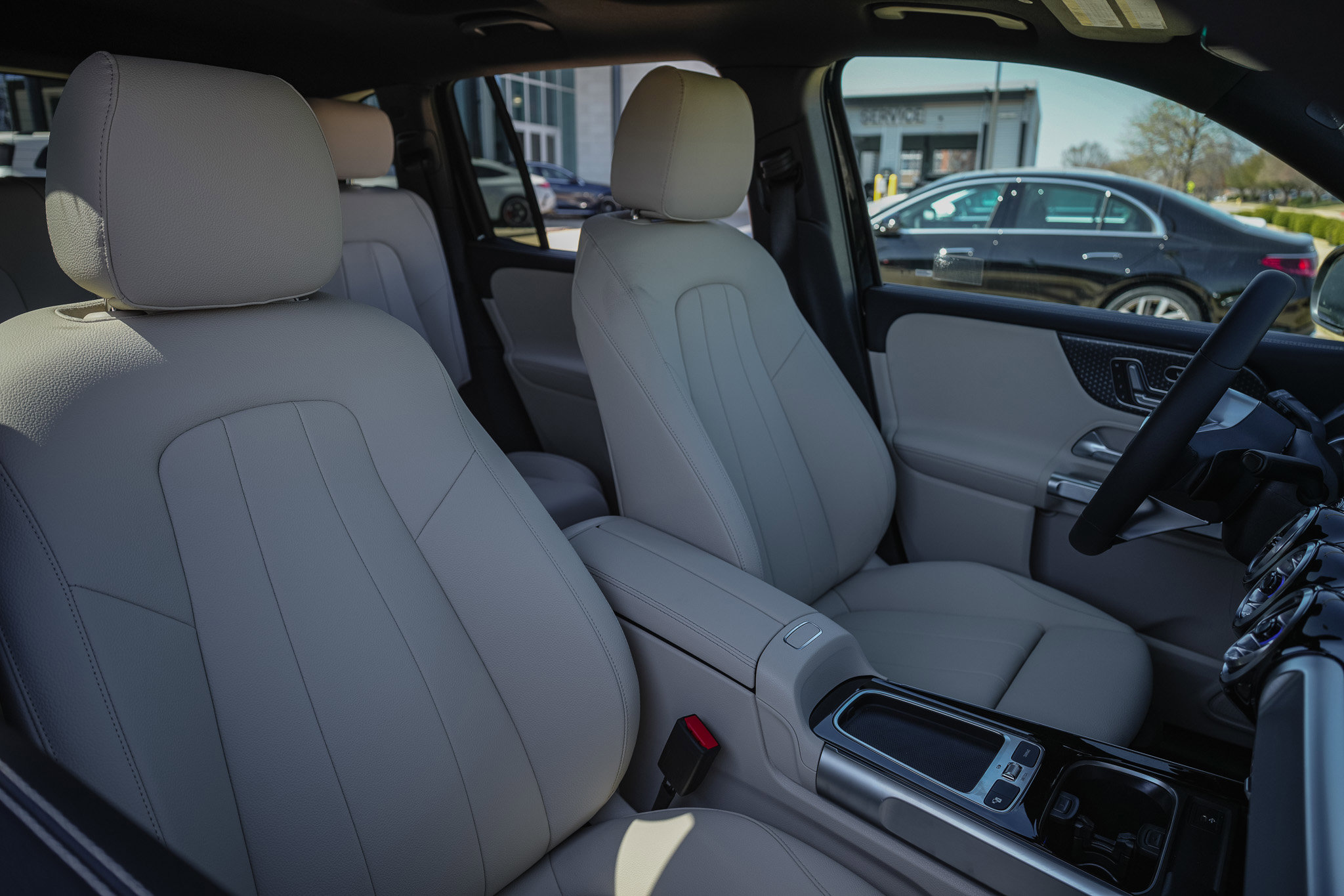 New 2026 Mercedes-Benz GLB 250 4MATIC image 23