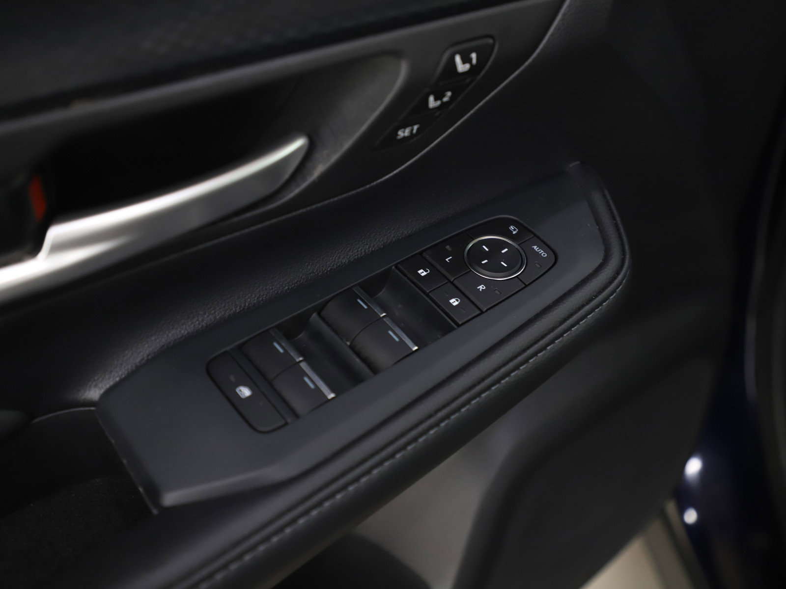 Used 2025 Toyota Grand Highlander AWD Hybrid image 22