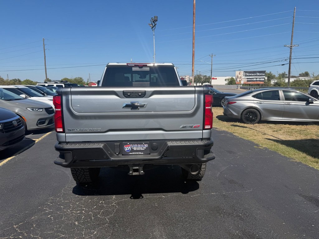 Used 2026 Chevrolet Silverado 2500 ZR2 AWD/4WD image 4