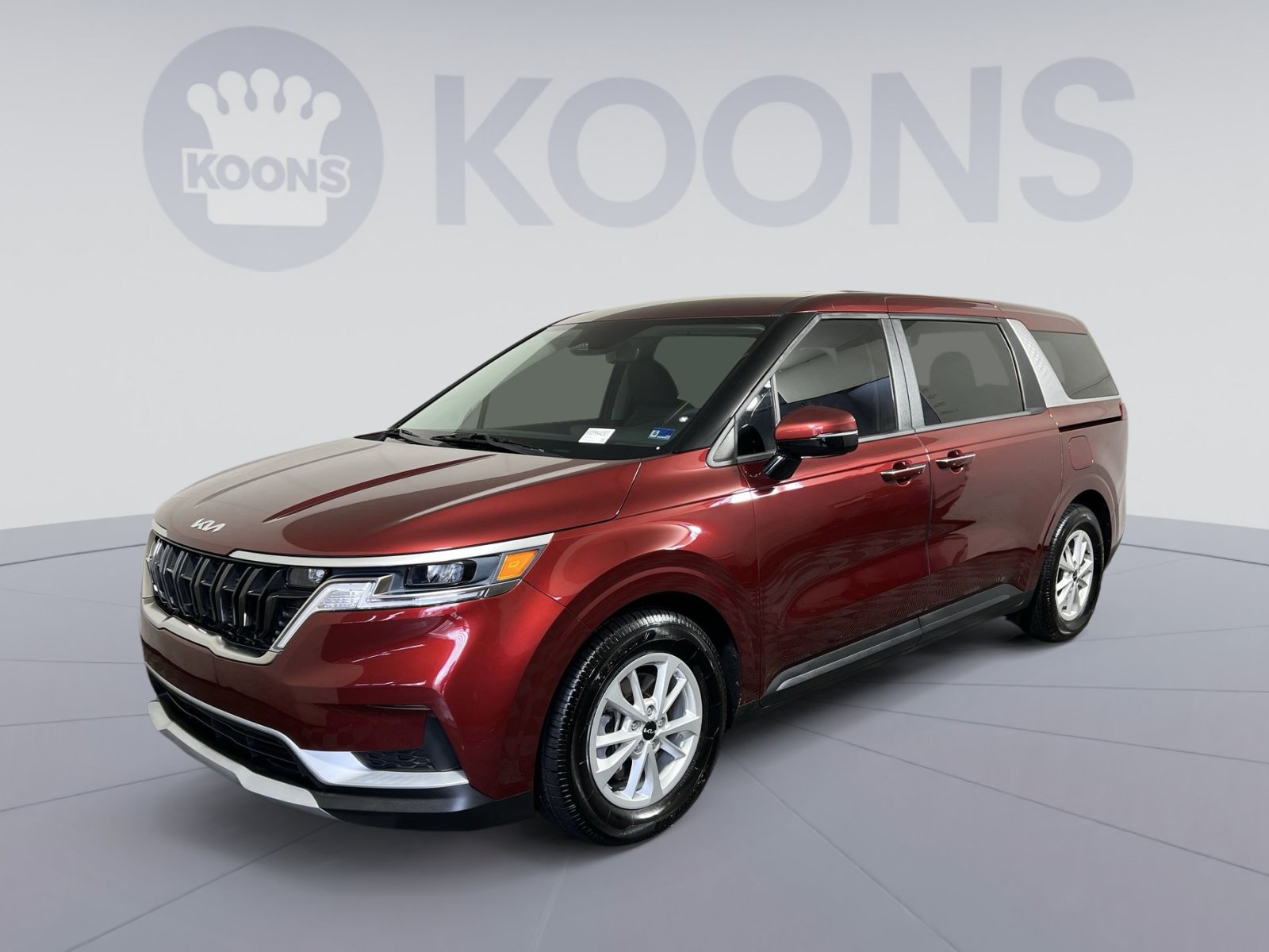 Used 2024 Kia Carnival LX FWD image 1