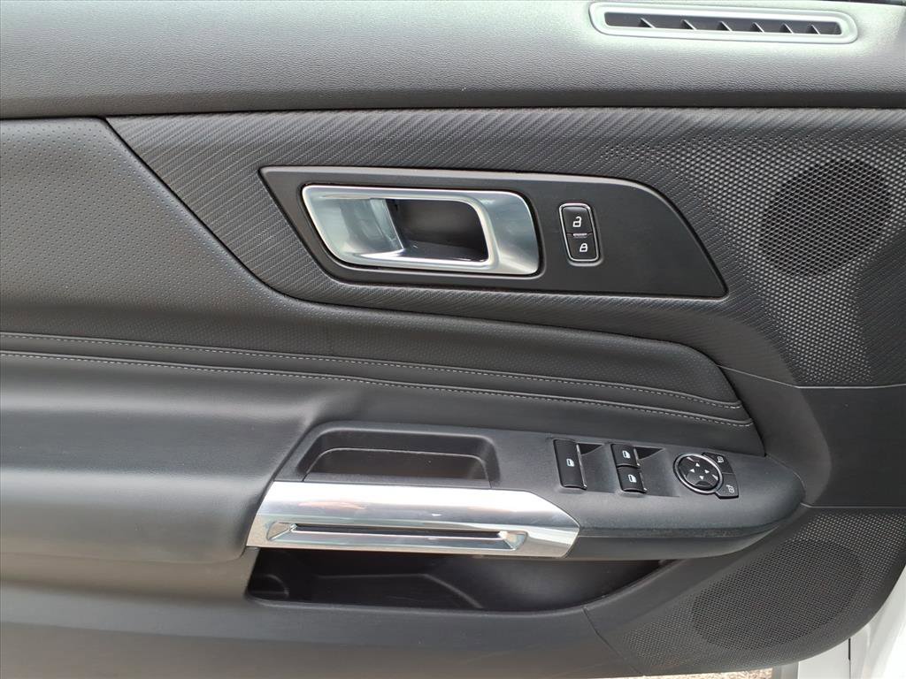 Used 2024 Ford Mustang Premium image 15