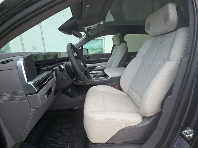 New 2026 Cadillac Escalade IQ Sport 1 w/ LPO, ONYX Package AWD/4WD image 10