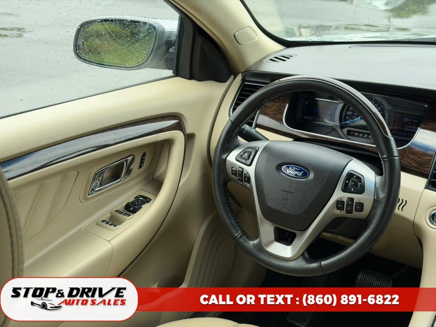 Used 2013 Ford Taurus Limited AWD/4WD image 12