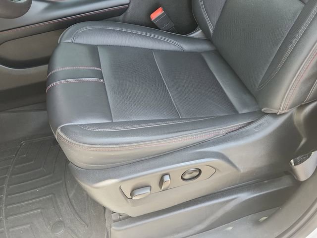 Used 2022 Chevrolet Tahoe RST w/ Luxury Package AWD/4WD image 8