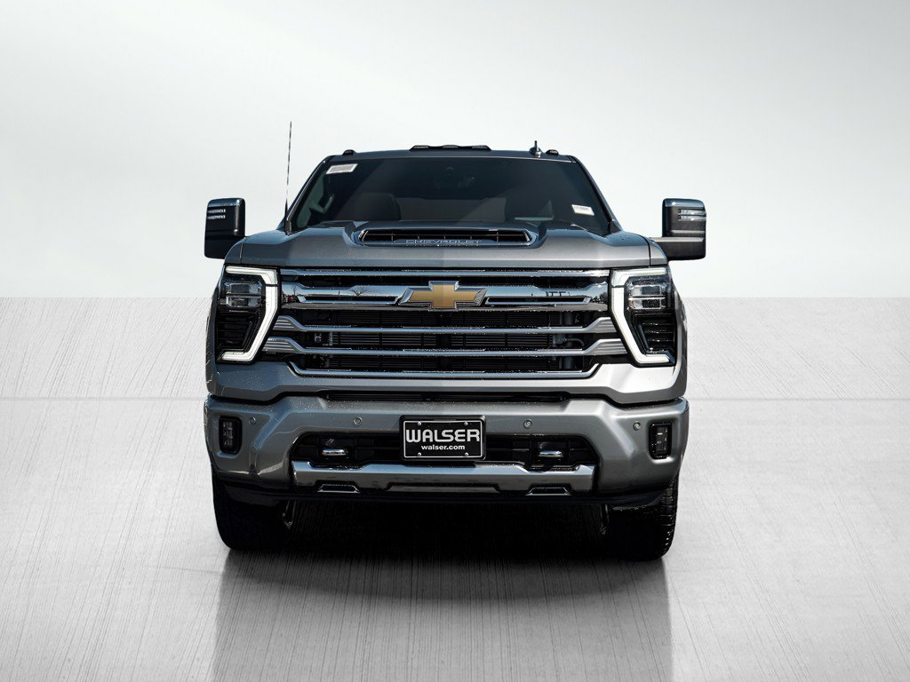 New 2026 Chevrolet Silverado 3500 High Country w/ High Country Premium Package AWD/4WD image 2