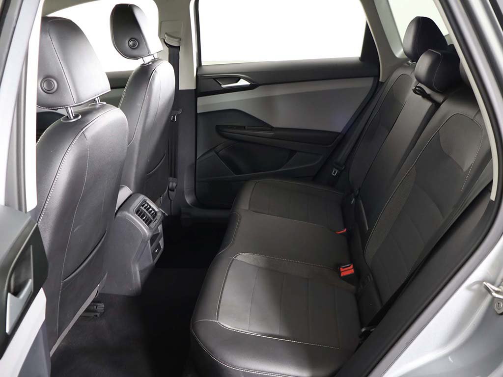 Used 2023 Volkswagen Taos SE FWD image 34