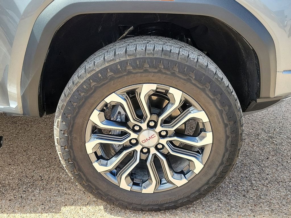 Used 2026 GMC Canyon Denali image 14