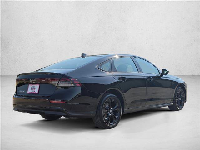 Used 2025 Honda Accord SE image 5