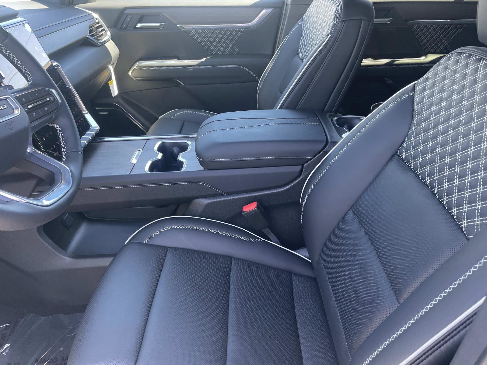 New 2026 GMC Acadia Denali w/ Super Cruise Package image 21