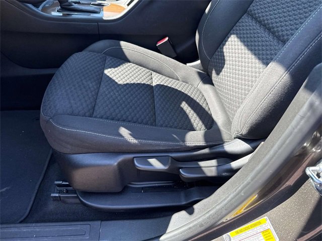 Used 2019 GMC Acadia SLE image 22