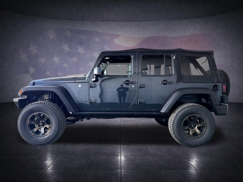 Used 2017 Jeep Wrangler Unlimited Willys image 4