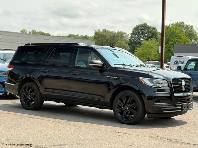 Used 2023 Lincoln Navigator L Reserve AWD/4WD image 33