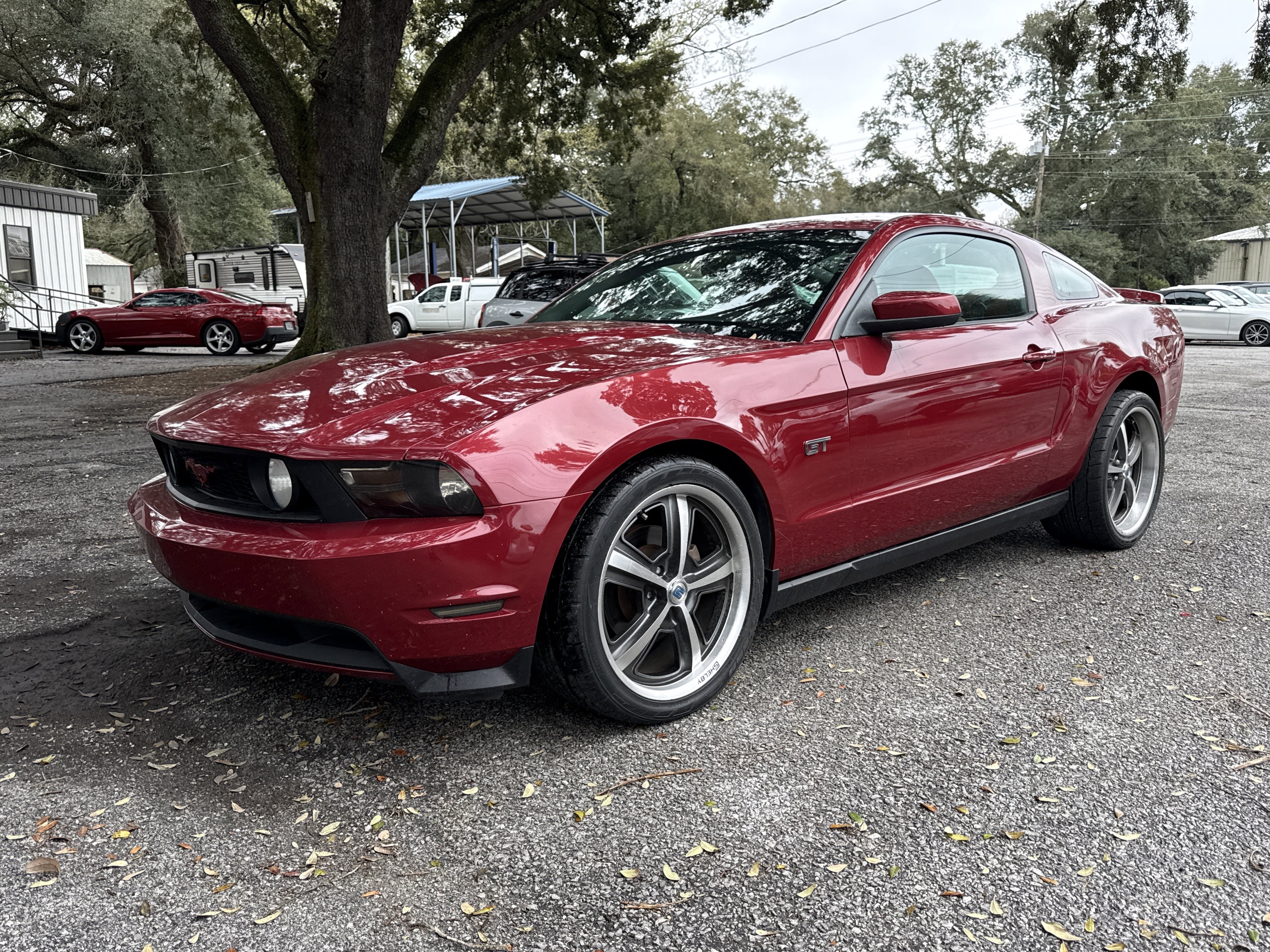 Used 2010 Ford Mustang GT image 1