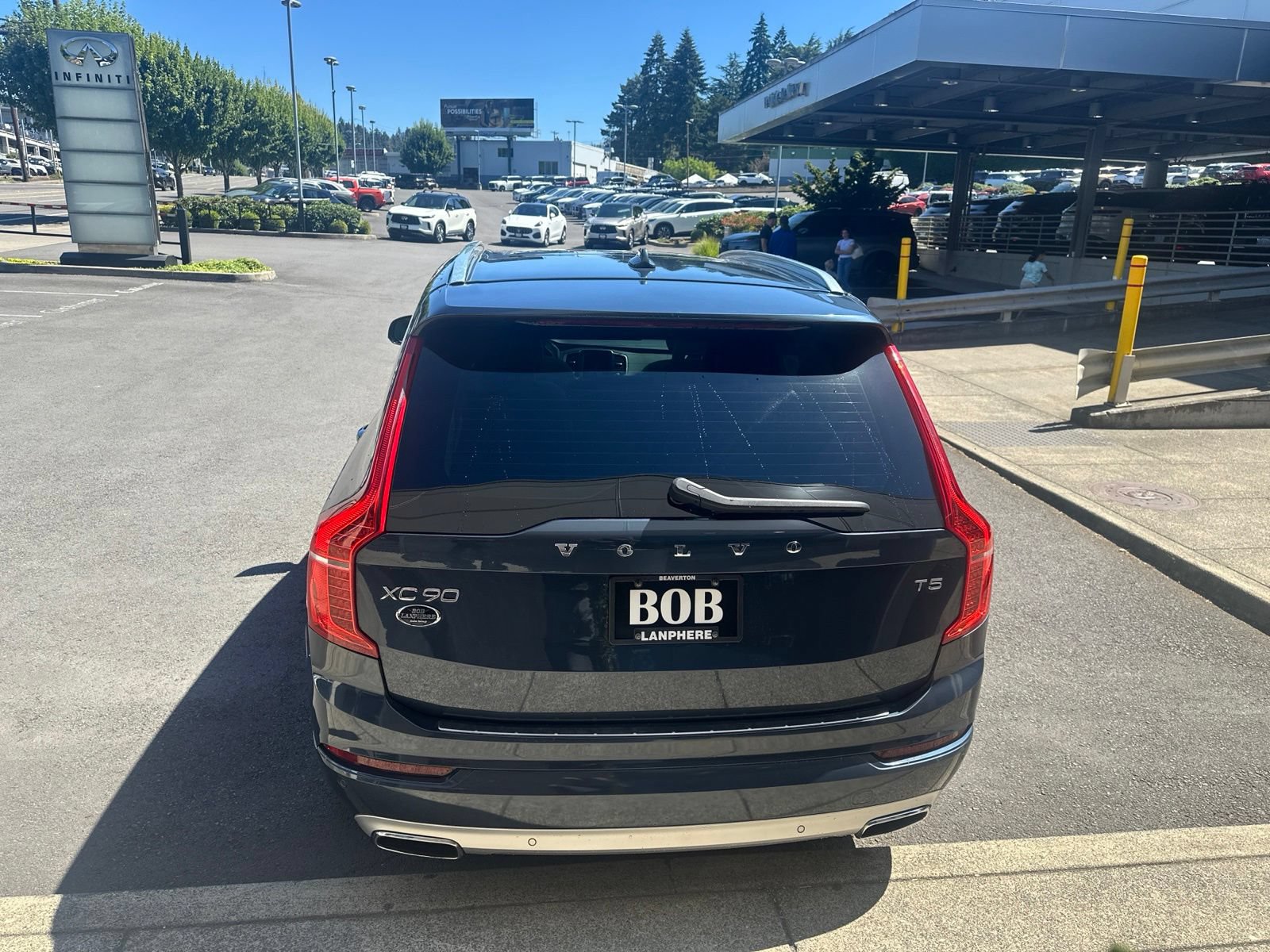 Used 2021 Volvo XC90 T5 Momentum w/ Advanced Package FWD image 4