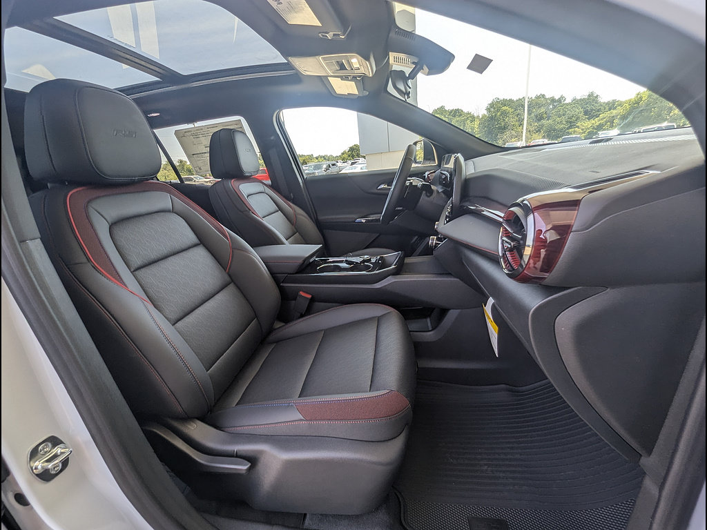 New 2026 Chevrolet Equinox RS AWD/4WD image 13