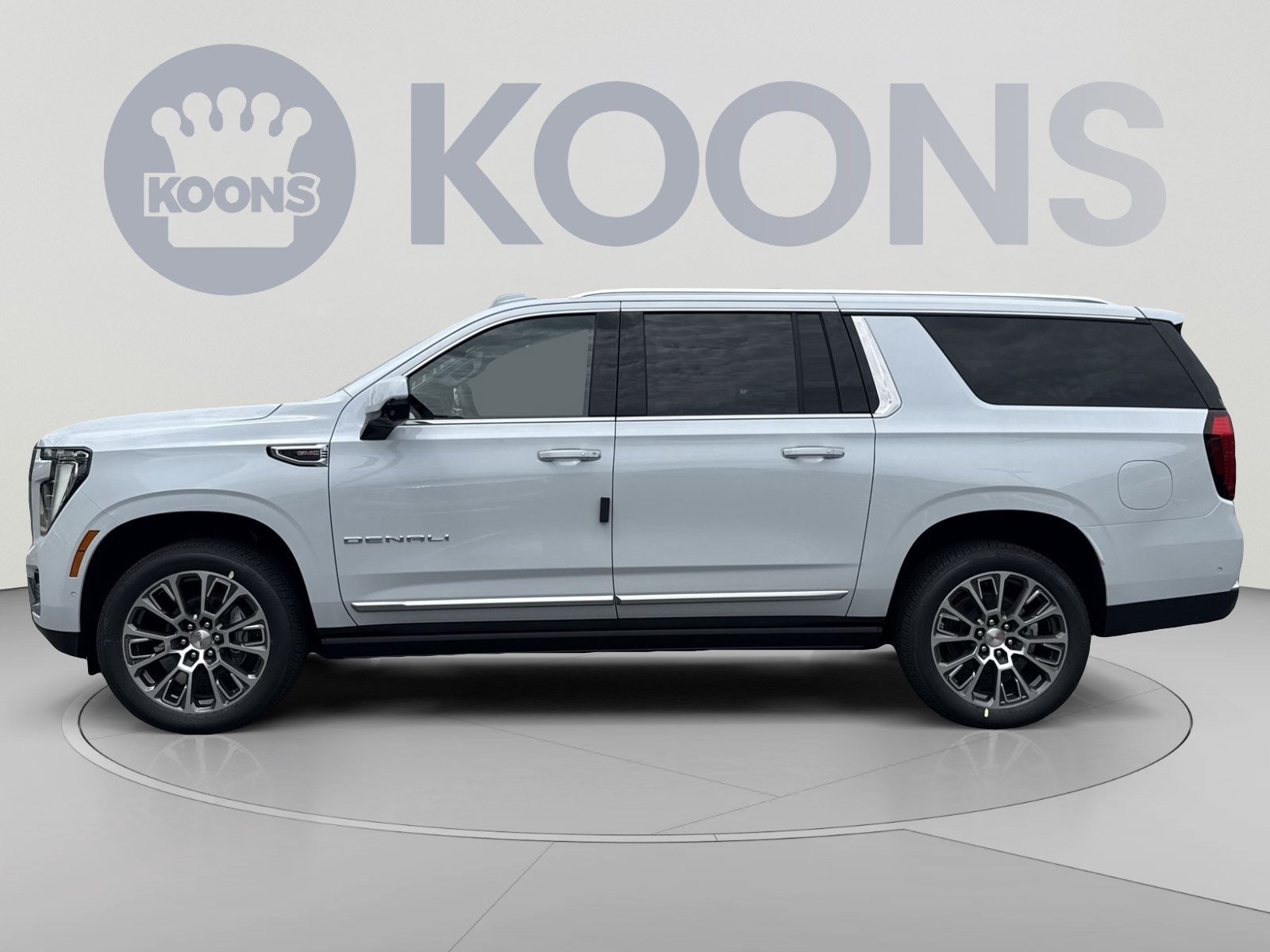 New 2026 GMC Yukon XL Denali w/ Denali Reserve Package AWD/4WD image 2