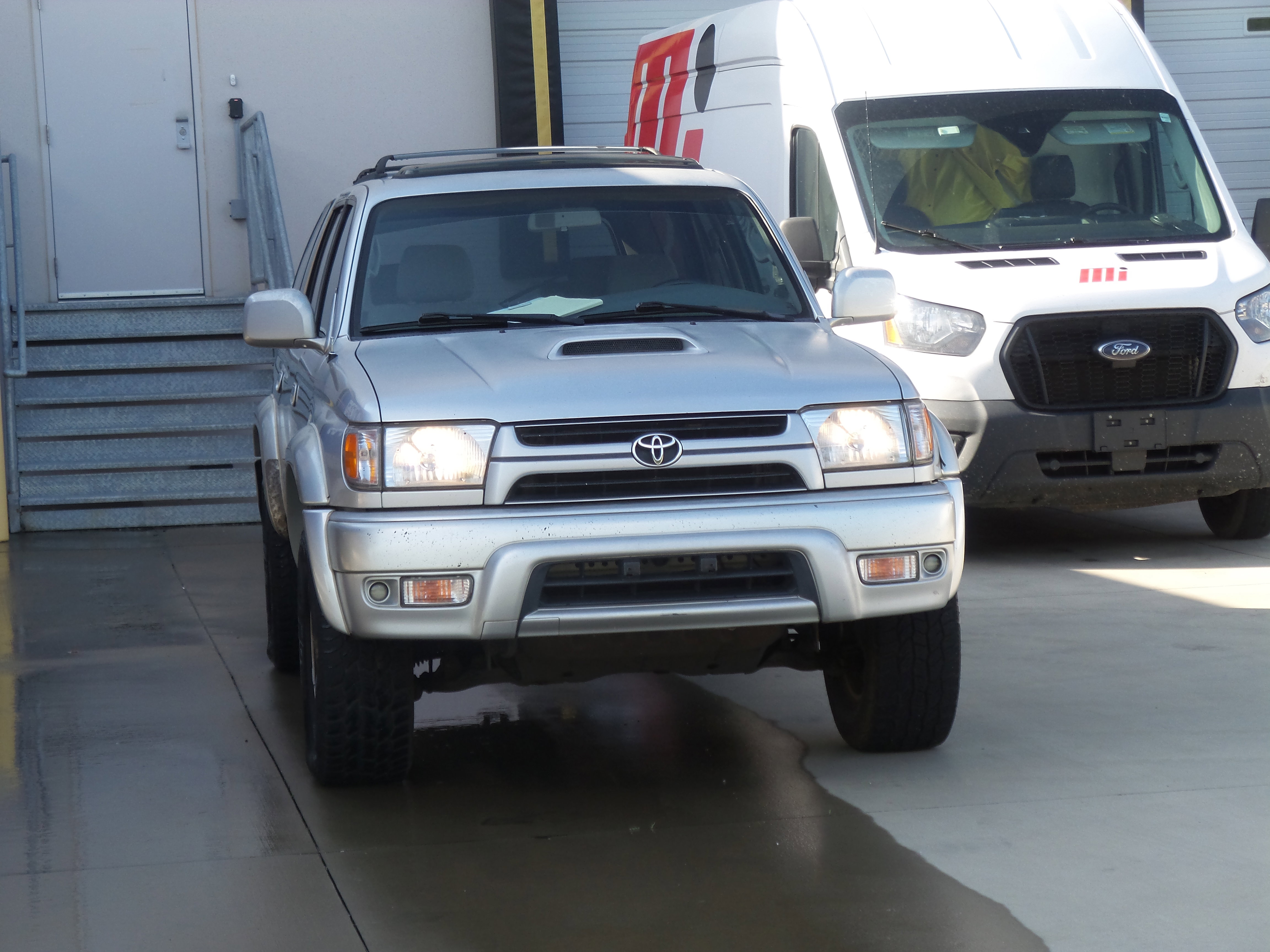 Used 2001 Toyota 4Runner SR5 image 3