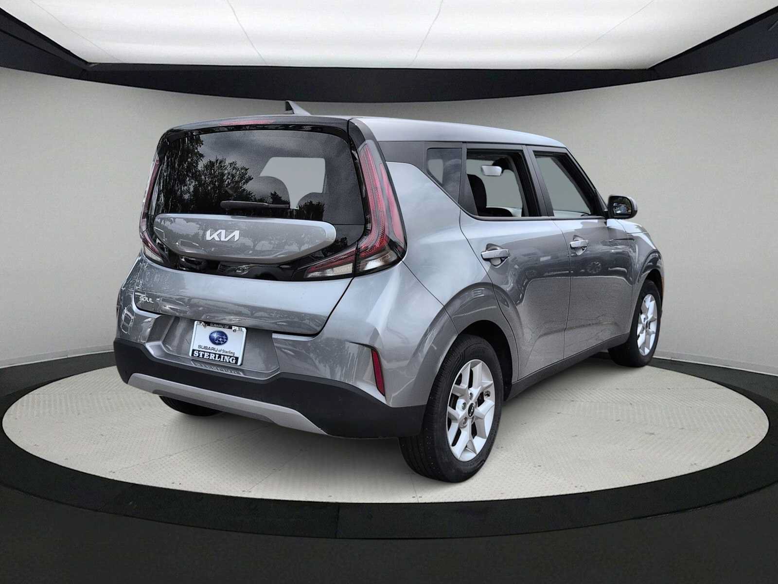 Used 2024 Kia Soul LX w/ Option Group 015 FWD image 8